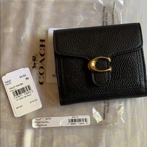Coach Black Brass Logo Pebble Compact Wallet NWT